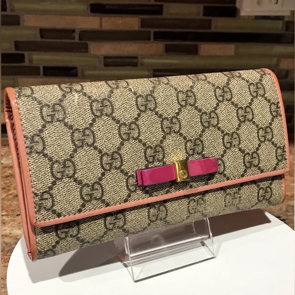 GUCCI GG Supreme Ribbon Flap Coated Canvas Wallet 🔥😍🎀 - Picture 3 of 17